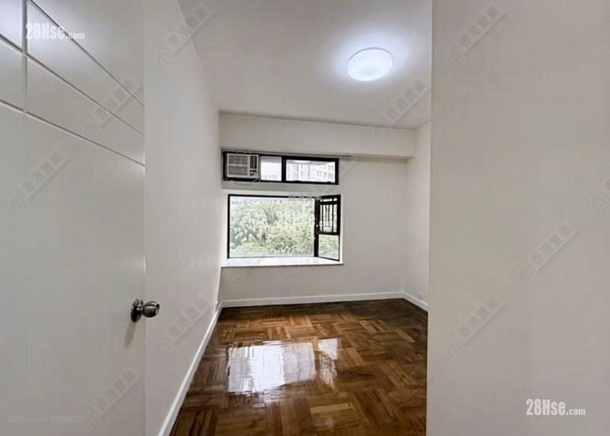 云地利台 售盘 3 房 , 3 浴室 1,330 平方尺