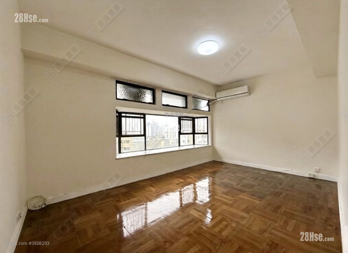 云地利台 售盘 3 房 , 3 浴室 1,330 平方尺