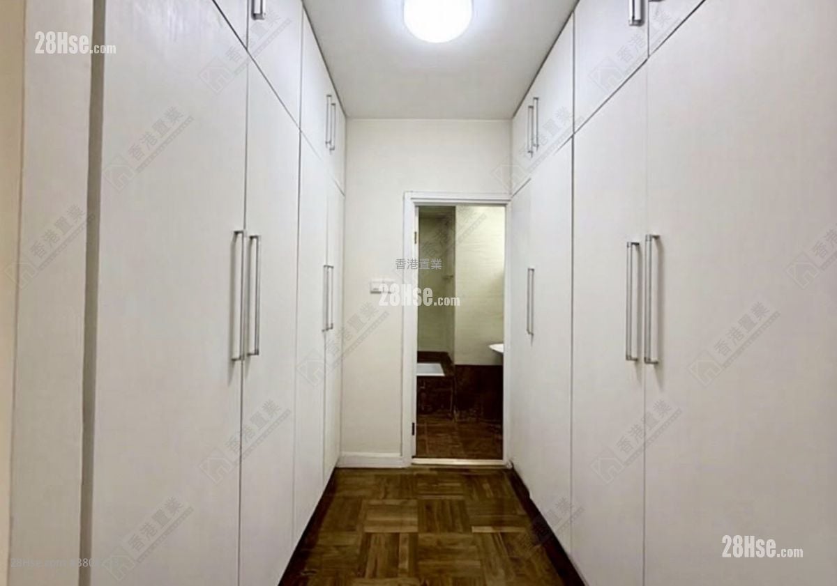 云地利台 售盘 3 房 , 3 浴室 1,330 平方尺