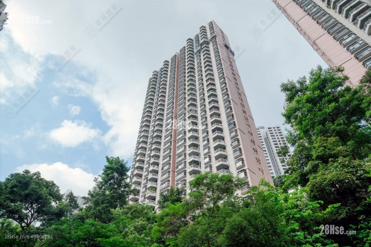 云地利台 售盘 3 房 , 3 浴室 1,330 平方尺