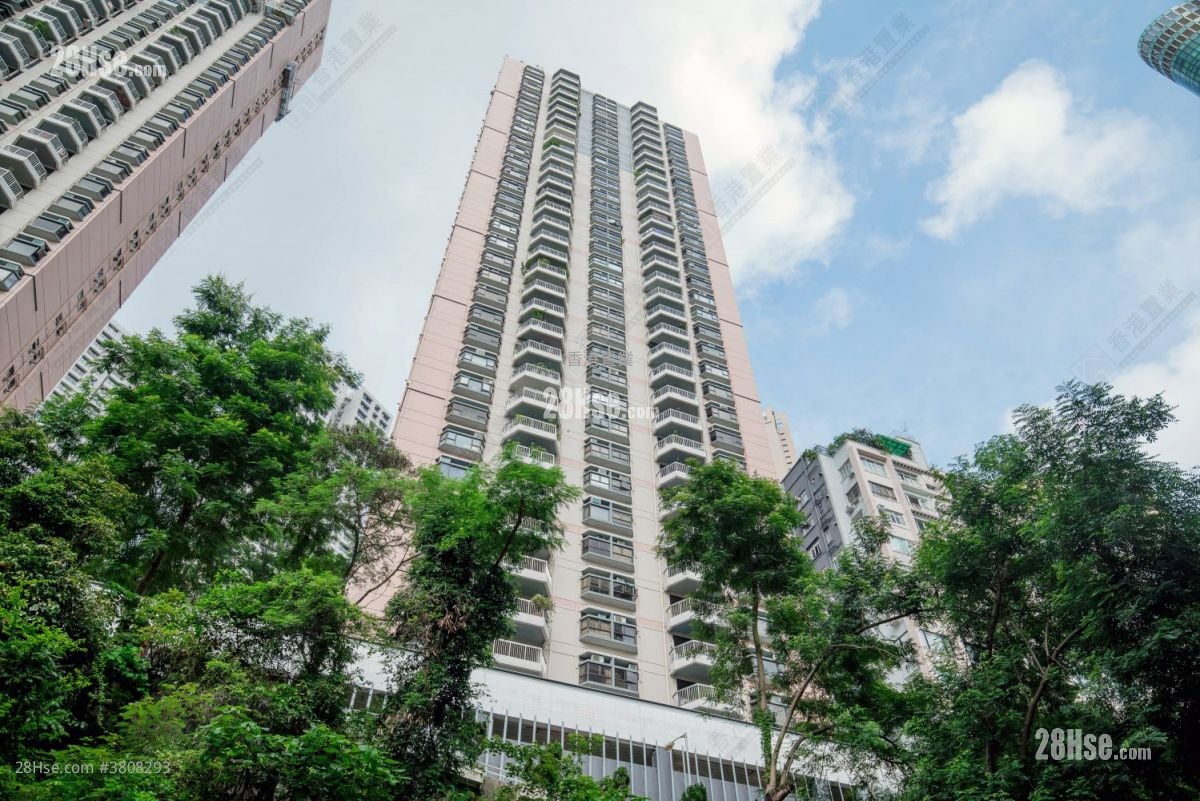 云地利台 售盘 3 房 , 3 浴室 1,330 平方尺