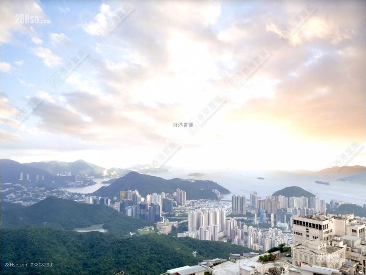 Eredine Rental 3 Bedrooms , 1 Bathroom 2,836 ft²