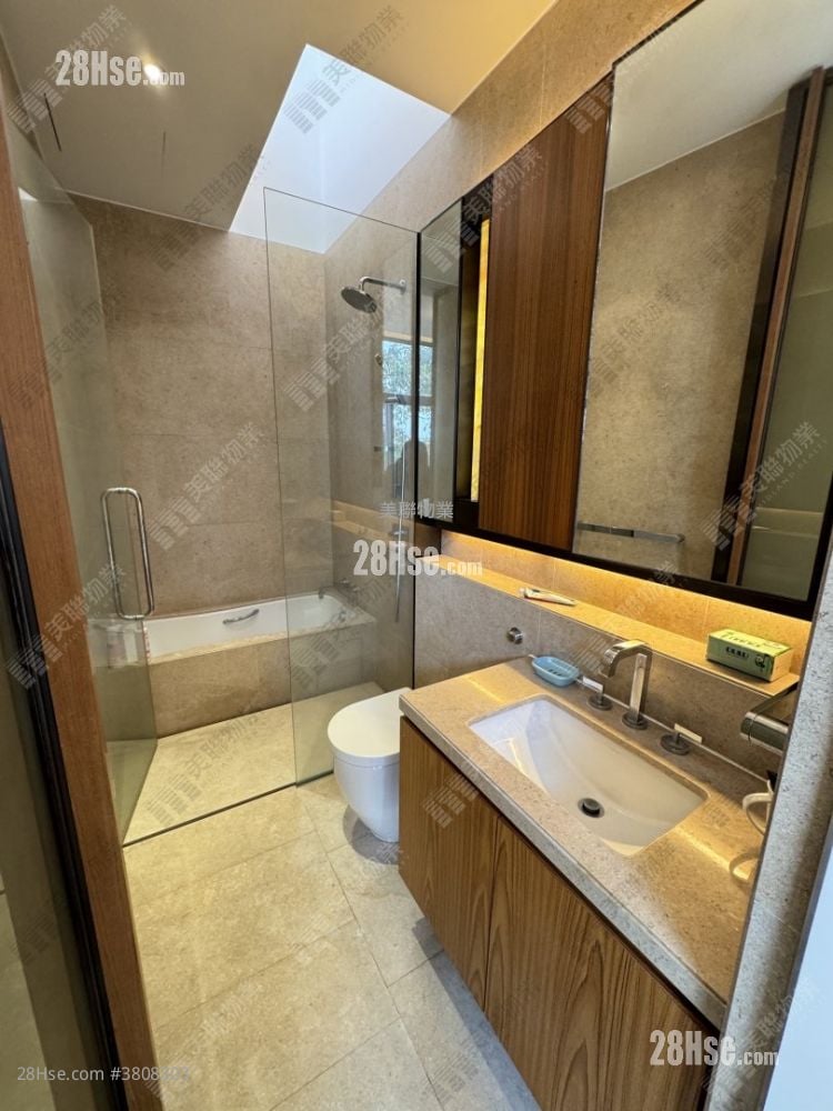 浴室: 葡萄园 租盘 4 房 , 2 浴室 1,244 平方尺