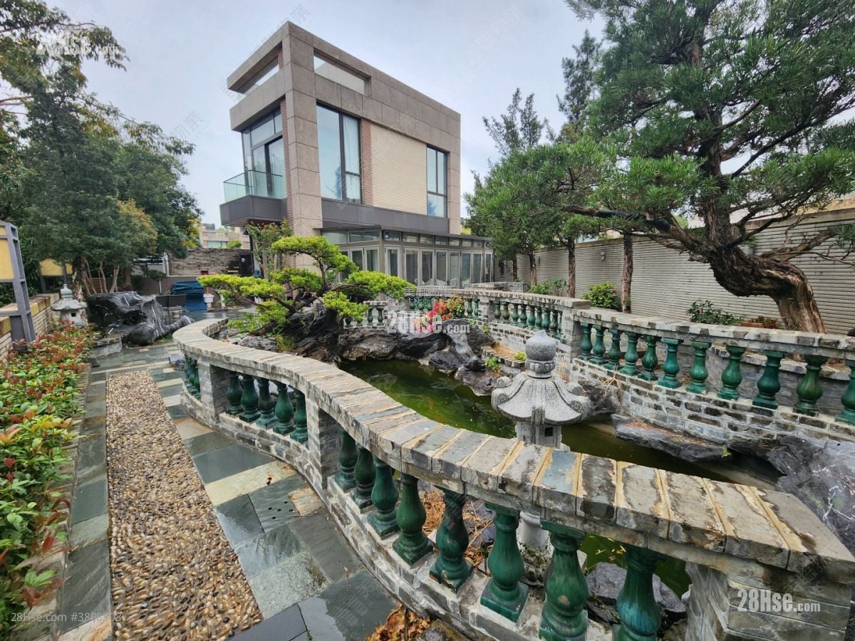 景观: 葡萄园 租盘 4 房 , 2 浴室 1,244 平方尺