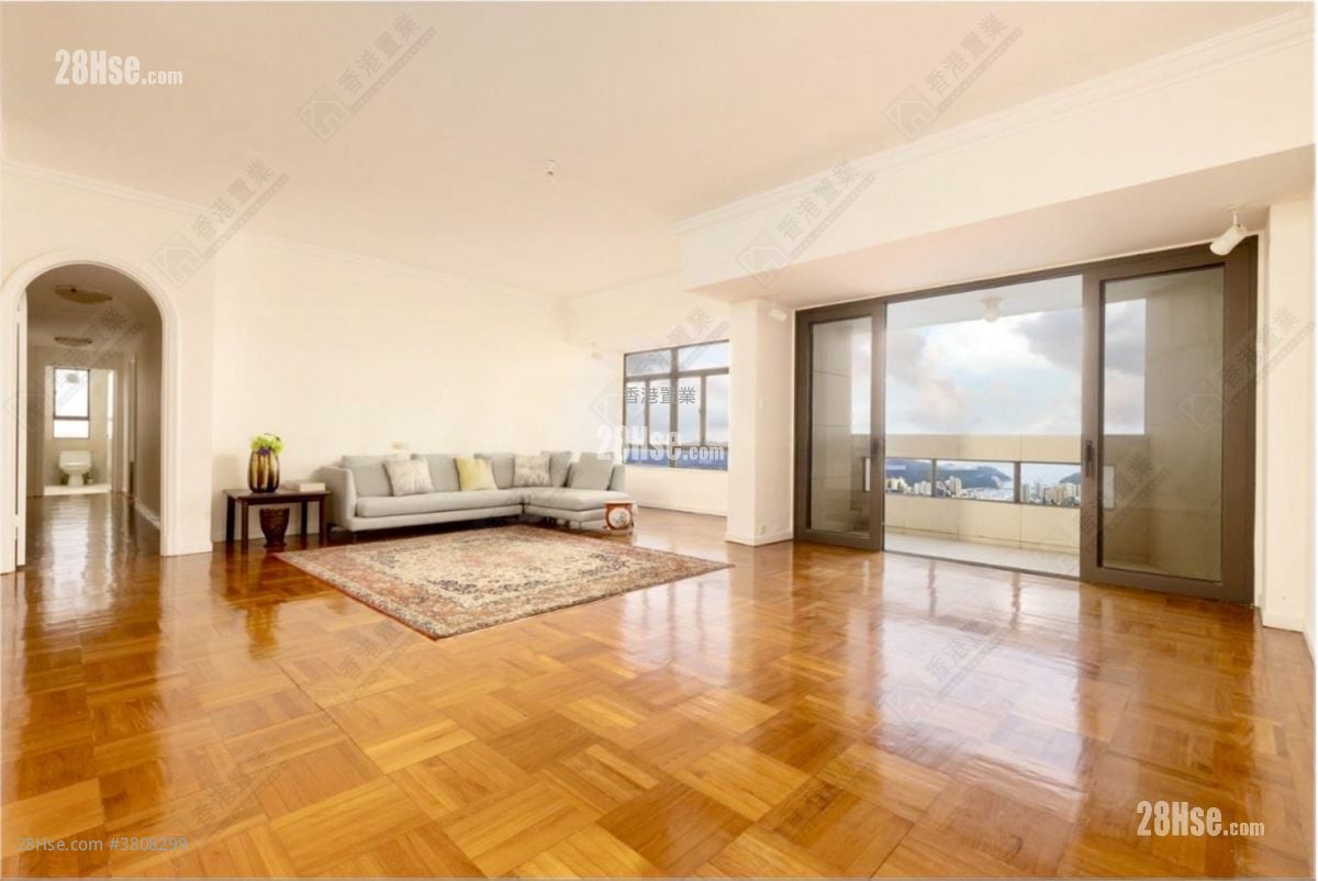 Eredine Rental 3 Bedrooms , 1 Bathroom 2,836 ft²