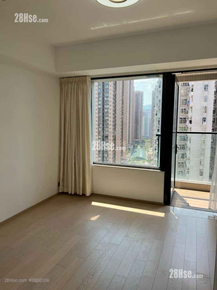 The.met.blossom Sell Studio , 1 Bathroom 221 ft²