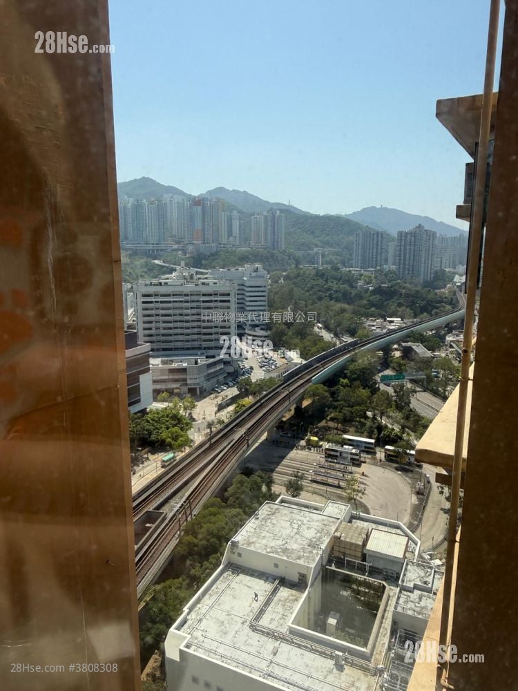 Yue Tin Court Sell 449 ft²