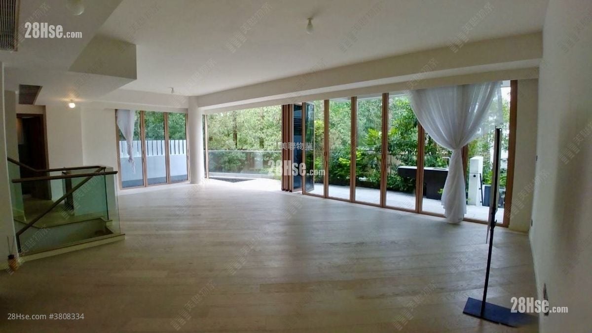 傲泷 租盘 4 房 , 5+ 浴室 3,201 平方尺