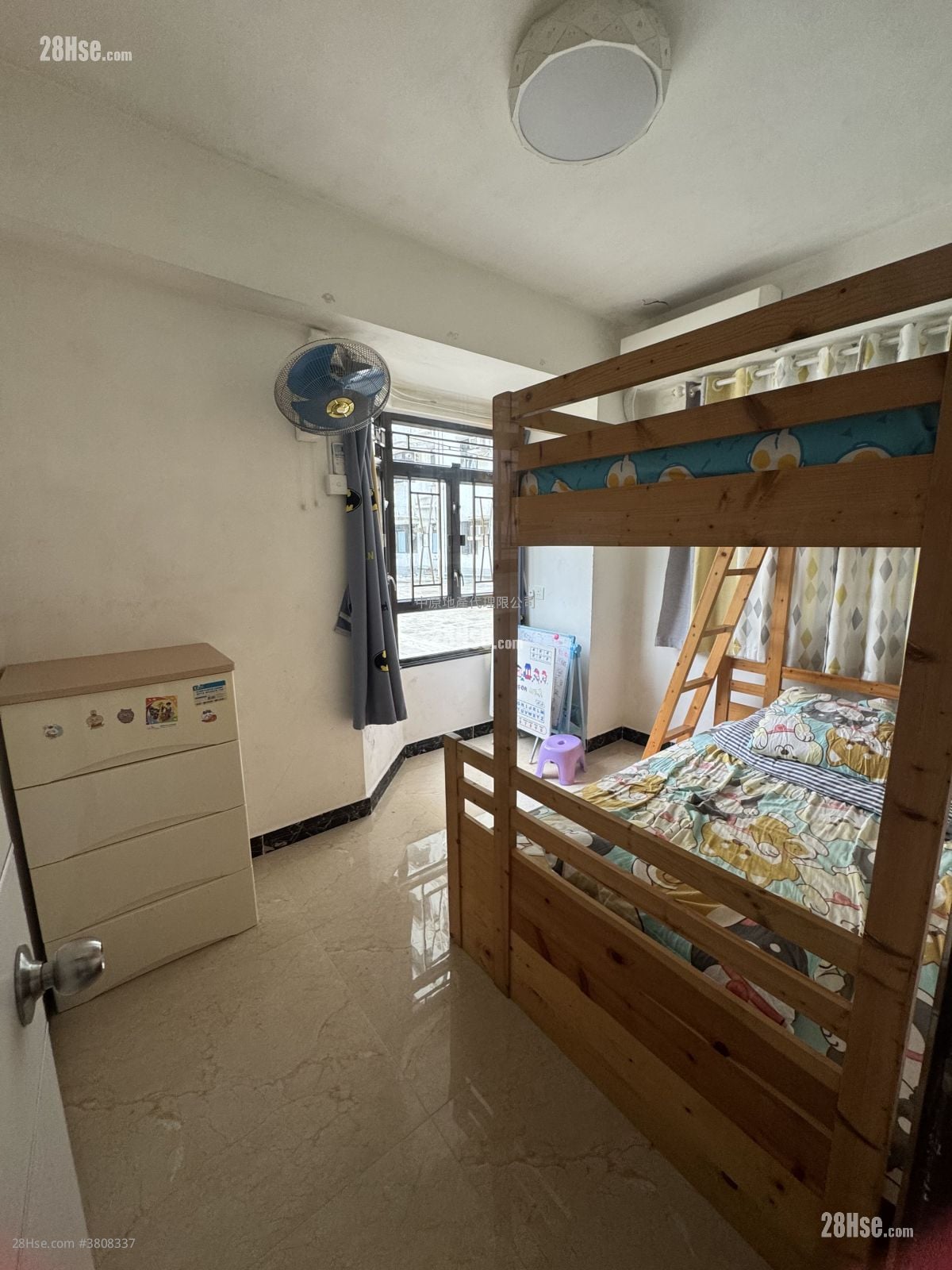 Shatin Plaza Sell 3 Bedrooms 612 ft²