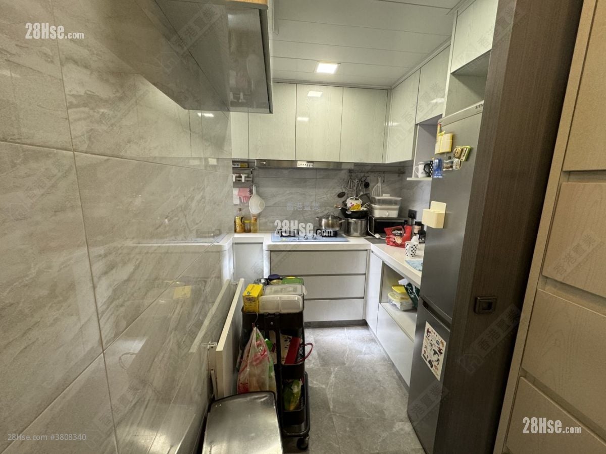 富泽花园 租盘 3 房 , 2 浴室 738 平方尺