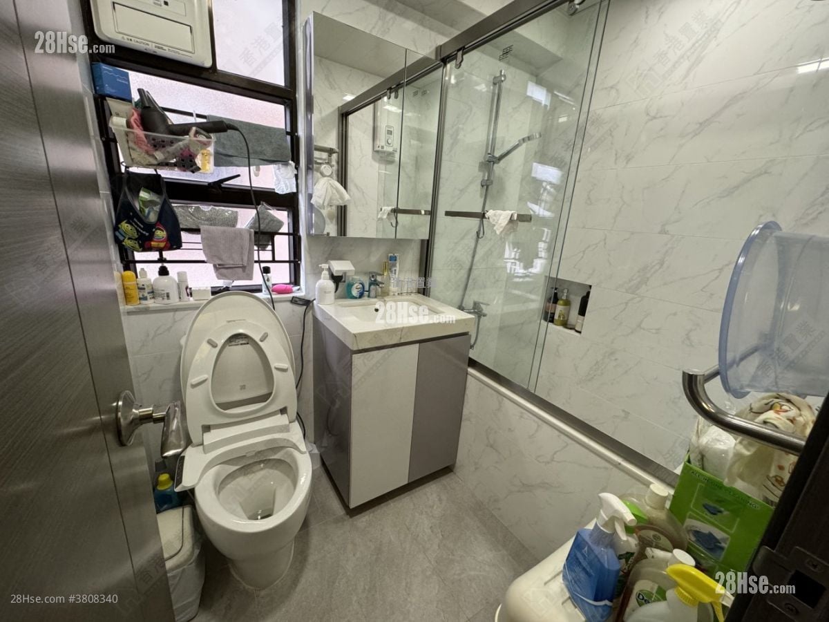 富泽花园 租盘 3 房 , 2 浴室 738 平方尺