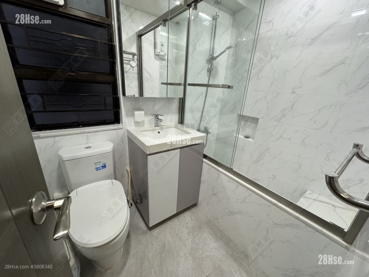 富泽花园 租盘 3 房 , 2 浴室 738 平方尺