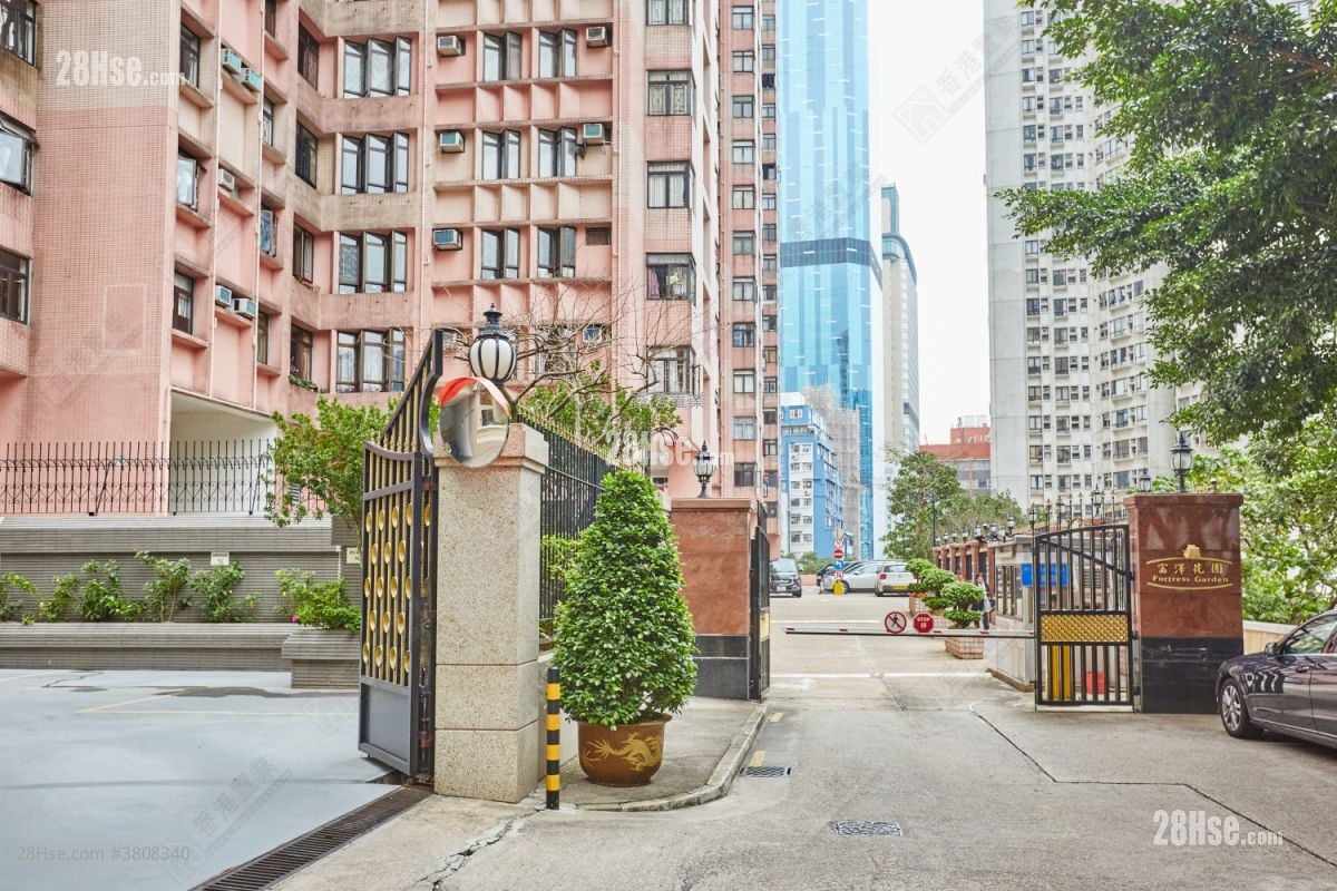 富泽花园 租盘 3 房 , 2 浴室 738 平方尺