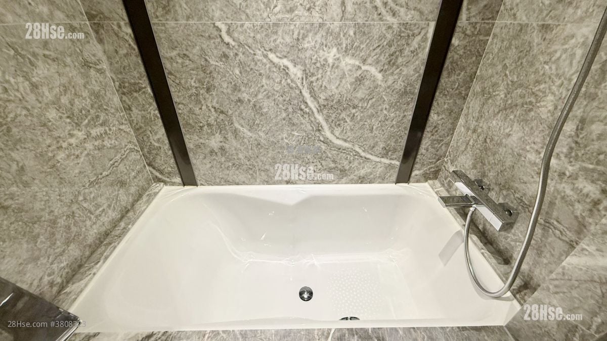 港岛南岸 租盘 2 房 , 1 浴室 454 平方尺