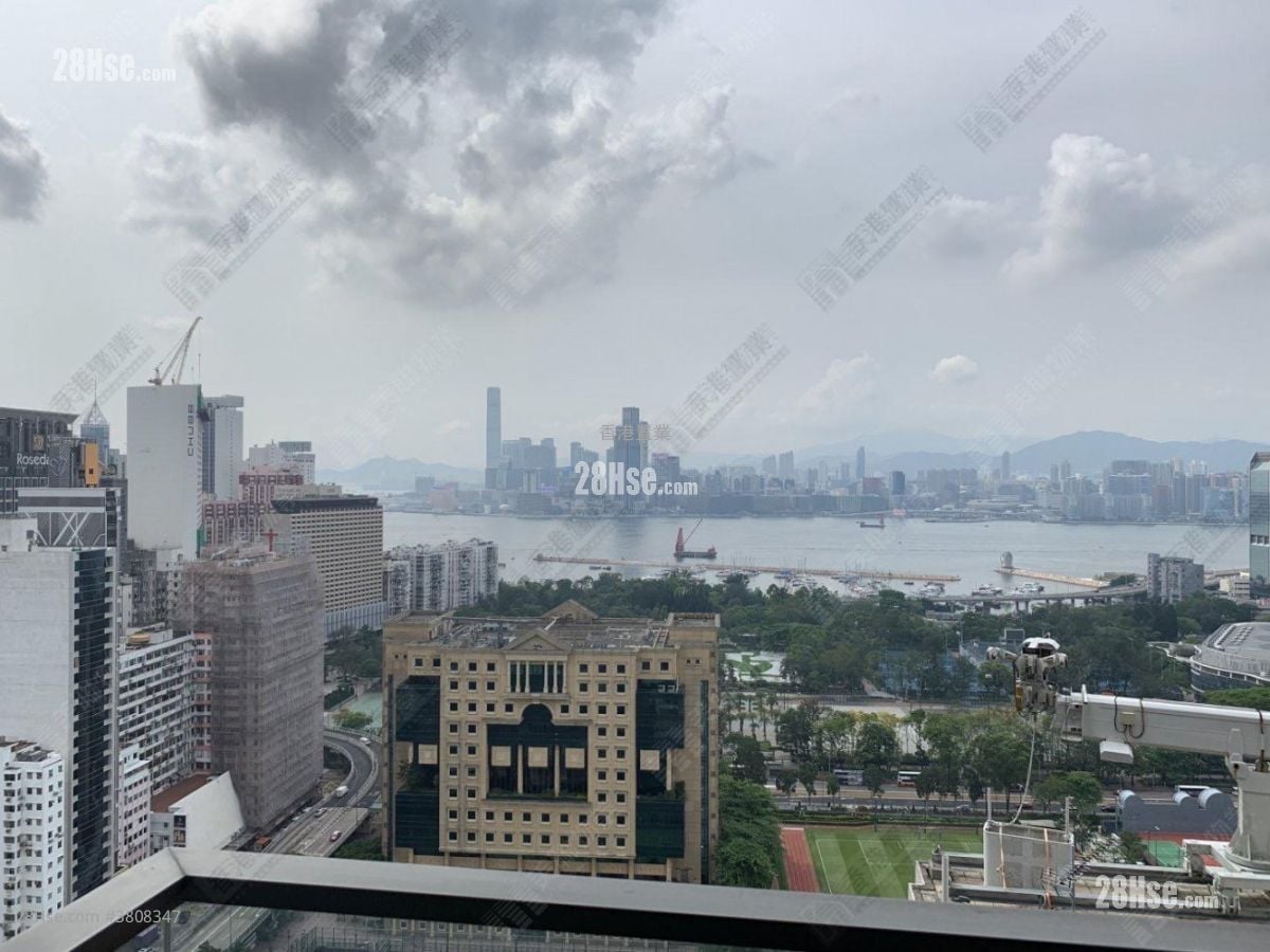 The Warren Sell 2 Bedrooms , 2 Bathrooms 612 ft²