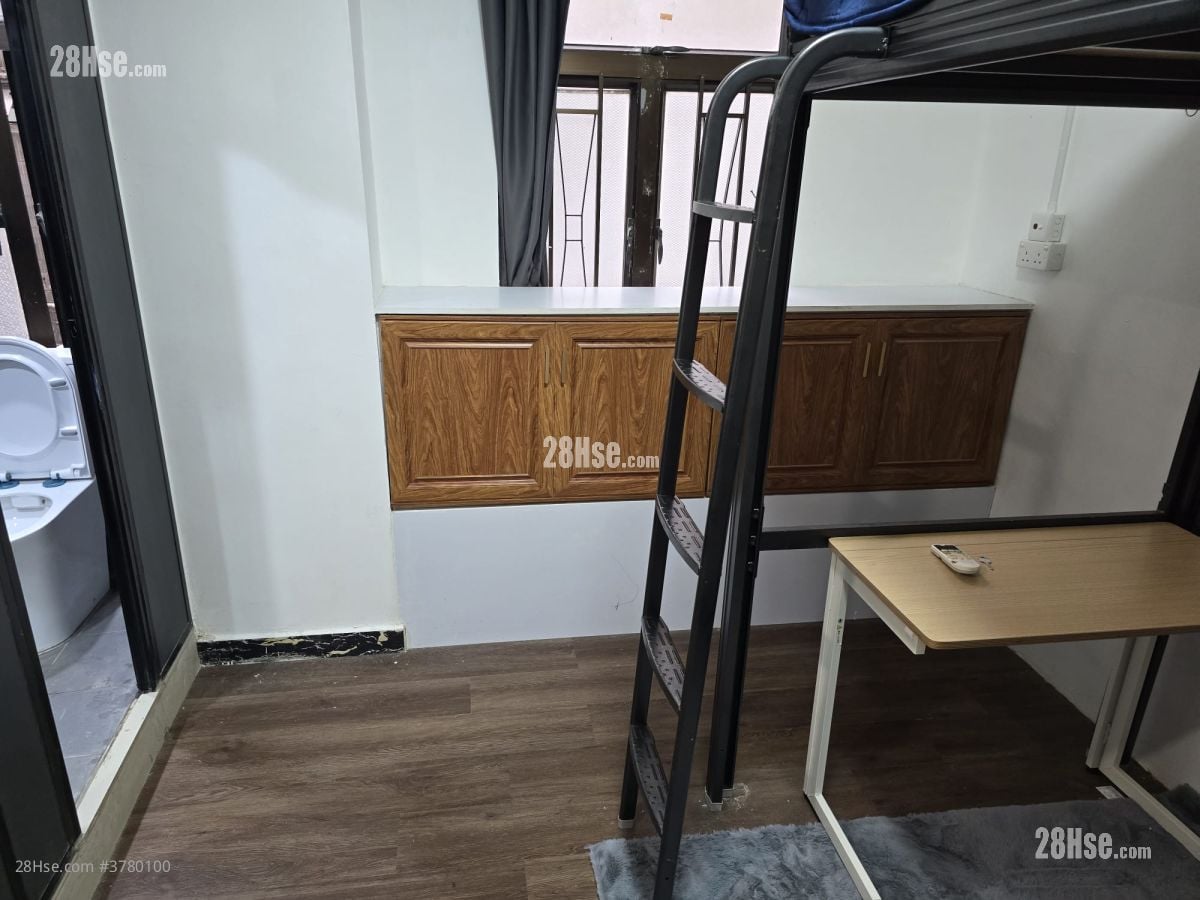 Kei Wa Building Rental Studio , 1 Bathroom 160 ft²