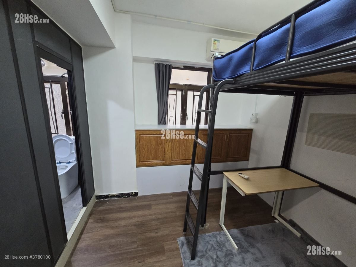 Kei Wa Building Rental Studio , 1 Bathroom 160 ft²