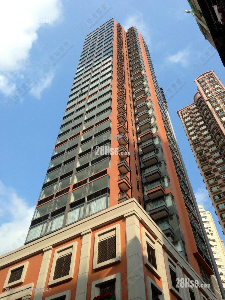 The Warren Sell 2 Bedrooms , 2 Bathrooms 612 ft²