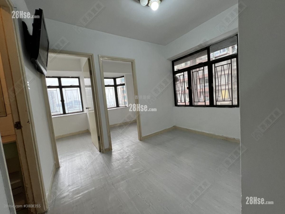 福群大楼 售盘 2 房 , 1 浴室 325 平方尺