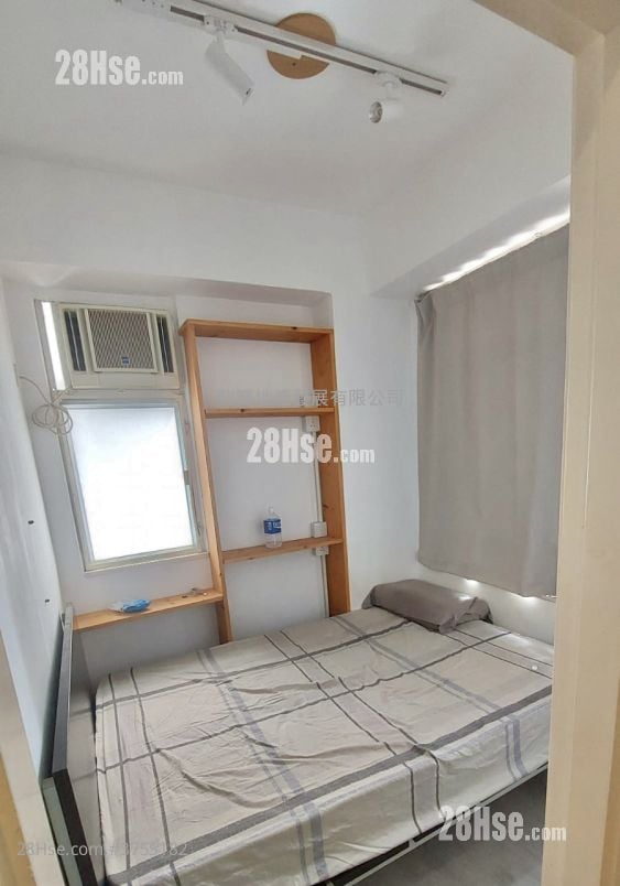 Season Mansion Sell 2 Bedrooms , 1 Bathroom 271 ft²