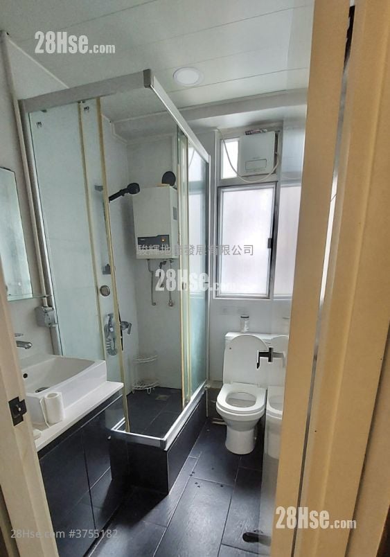 Season Mansion Sell 2 Bedrooms , 1 Bathroom 271 ft²