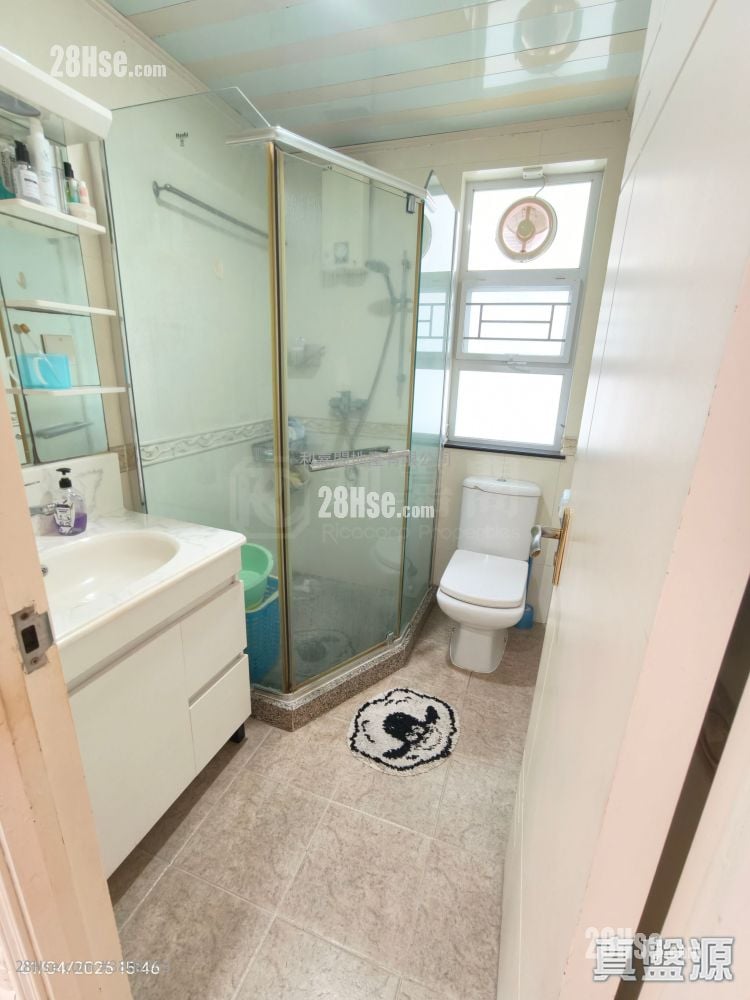 雍翠苑 租盘 3 房 650 平方尺