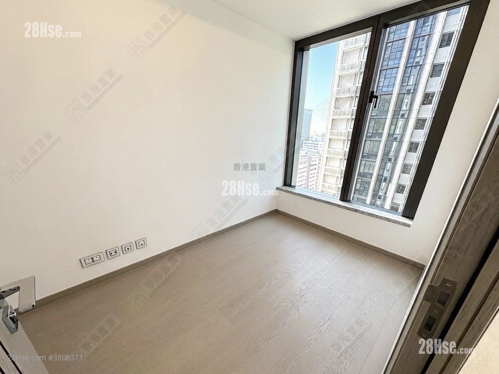 The Southside Sell 2 Bedrooms , 1 Bathroom 452 ft²