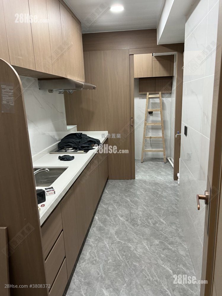 应彪大厦 售盘 3 房 , 2 浴室 703 平方尺