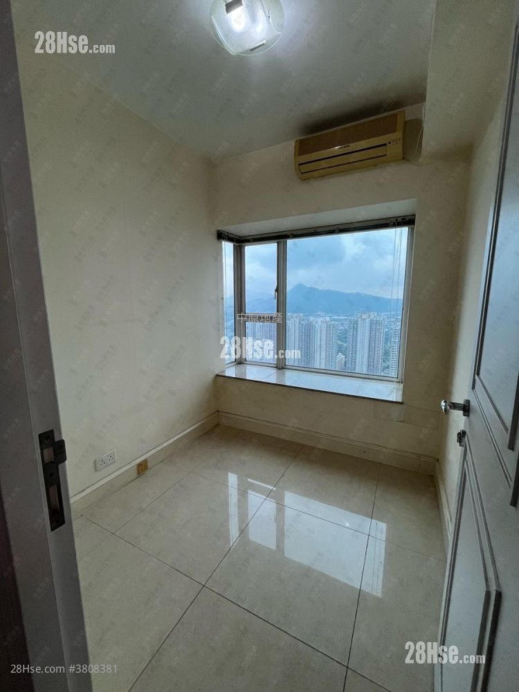 Central Park Towers Sell 2 Bedrooms 498 ft²