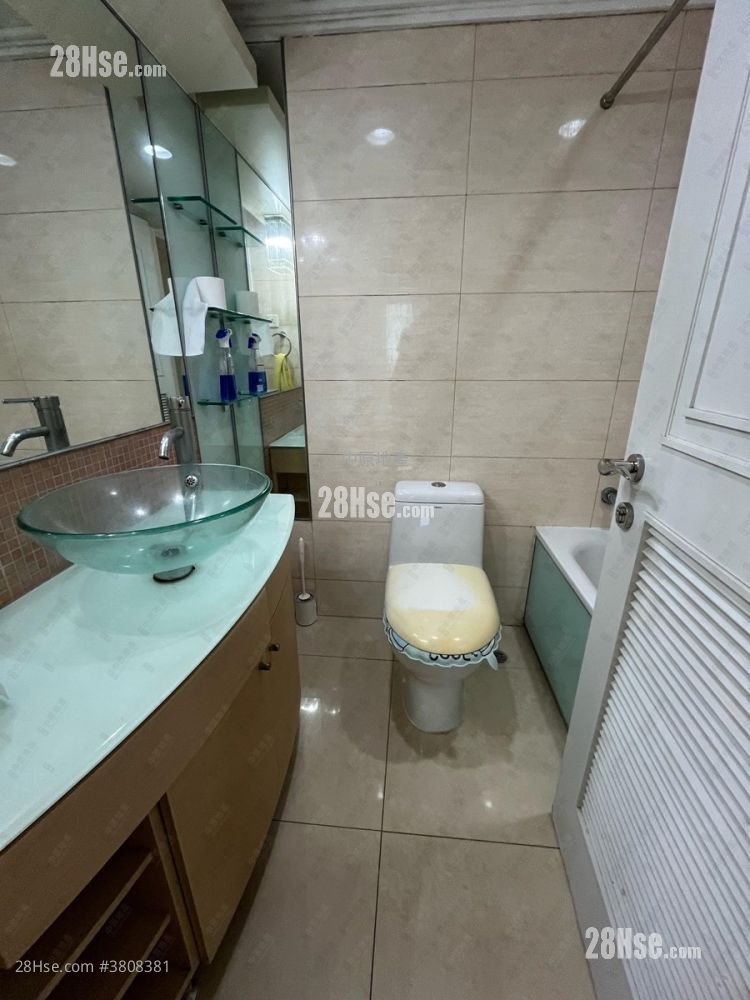 Central Park Towers Sell 2 Bedrooms 498 ft²