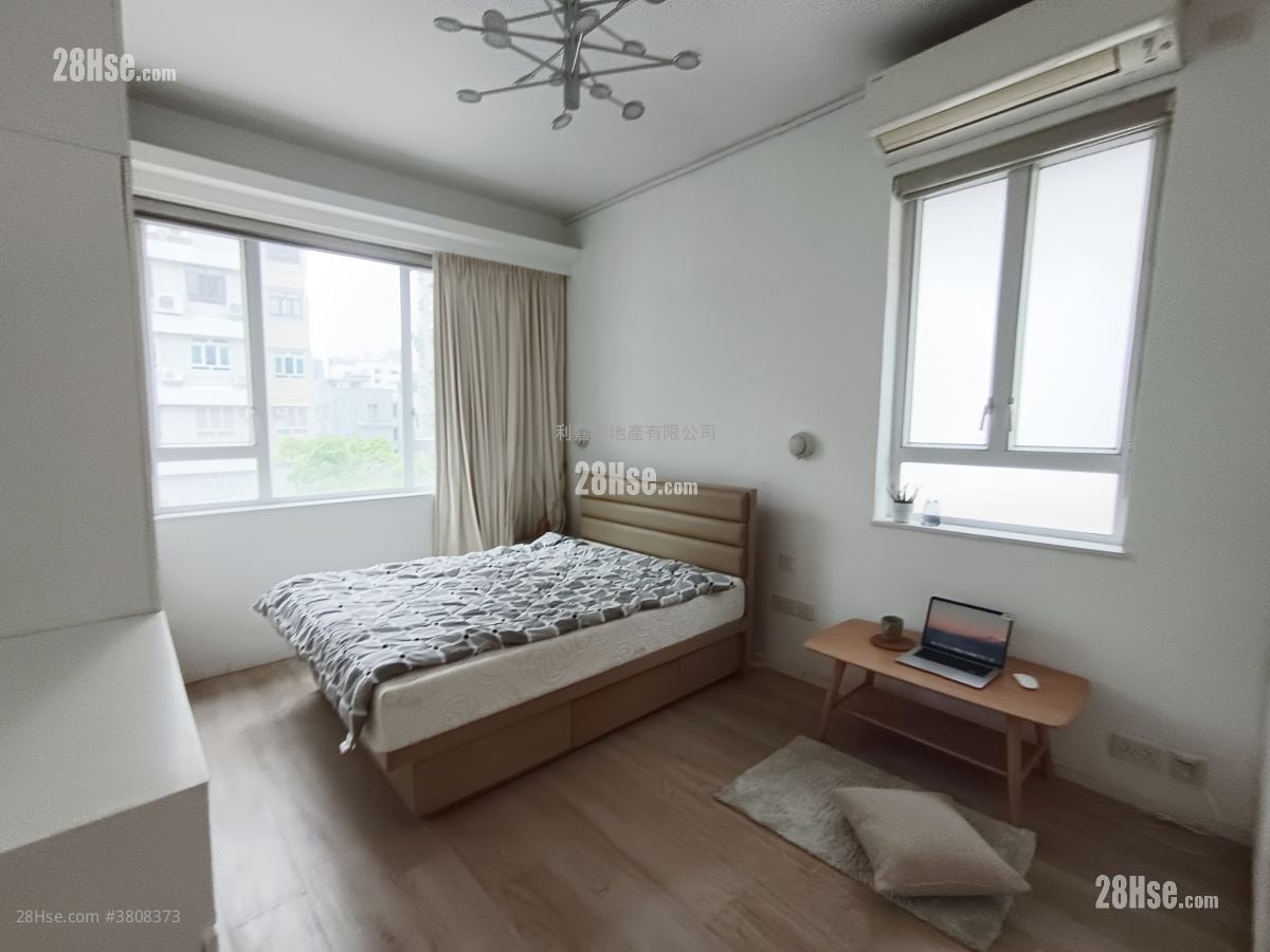 Sau Lai Garden Sell 5+ Bedrooms , 5+ Bathrooms 2,655 ft²