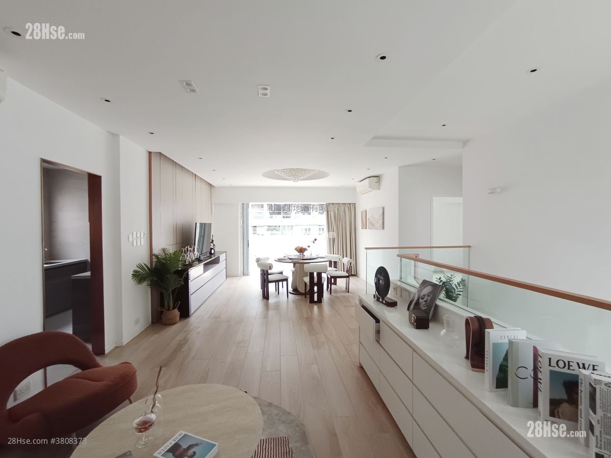 Sau Lai Garden Sell 5+ Bedrooms , 5+ Bathrooms 2,655 ft²