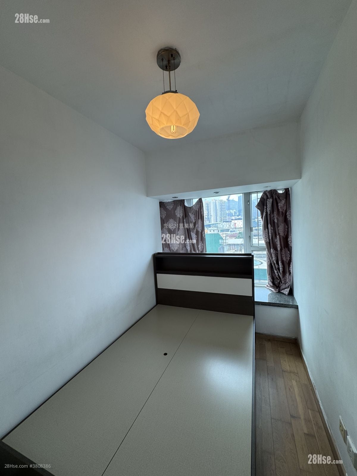 翔龙湾 售盘 2 房 , 1 浴室 385 平方尺