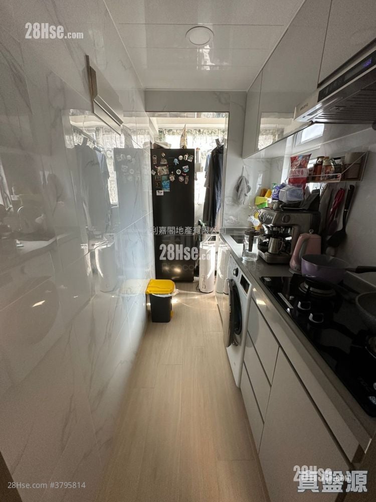 Joy Wise Mansion Sell 2 Bedrooms , 1 Bathroom 300 ft²