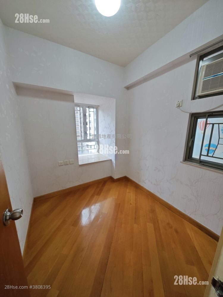 Foo Tat Building Rental 2 Bedrooms , 1 Bathroom 306 ft²