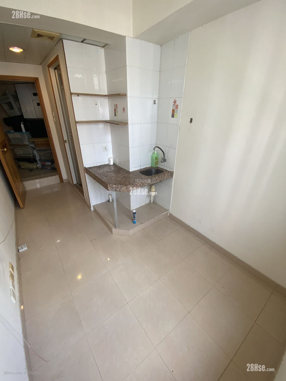 Lai Chi Kok Building Rental 100 ft²