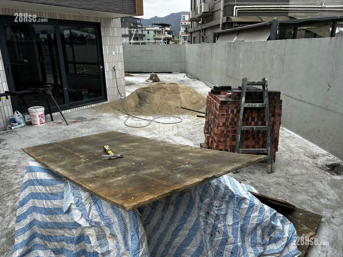 Village Rental 3 Bedrooms , 1 Bathroom 640 ft²