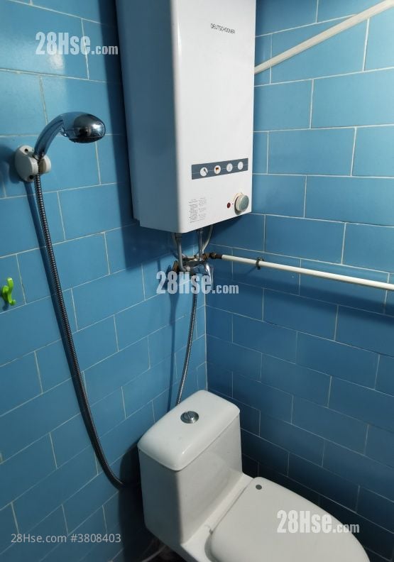 Village Rental Studio , 1 Bathroom 300 ft²