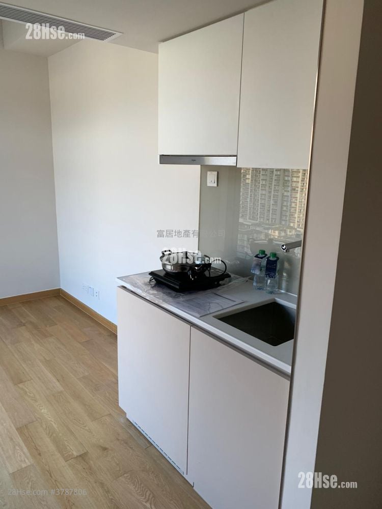 悦雅 租盘 开放式间隔 , 1 浴室 173 平方尺