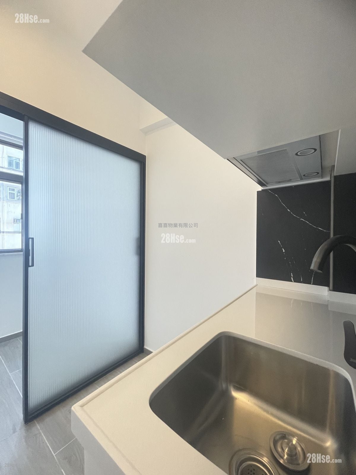 Apartment Rental 1 Bedroom , 1 Bathroom 180 ft²