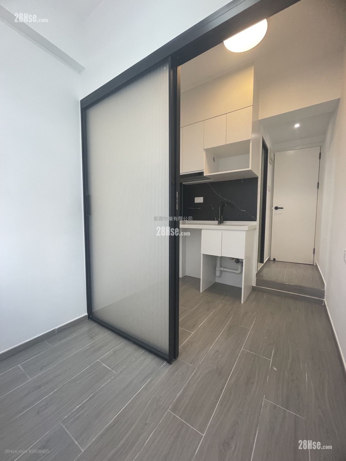 Apartment Rental 1 Bedroom , 1 Bathroom 180 ft²