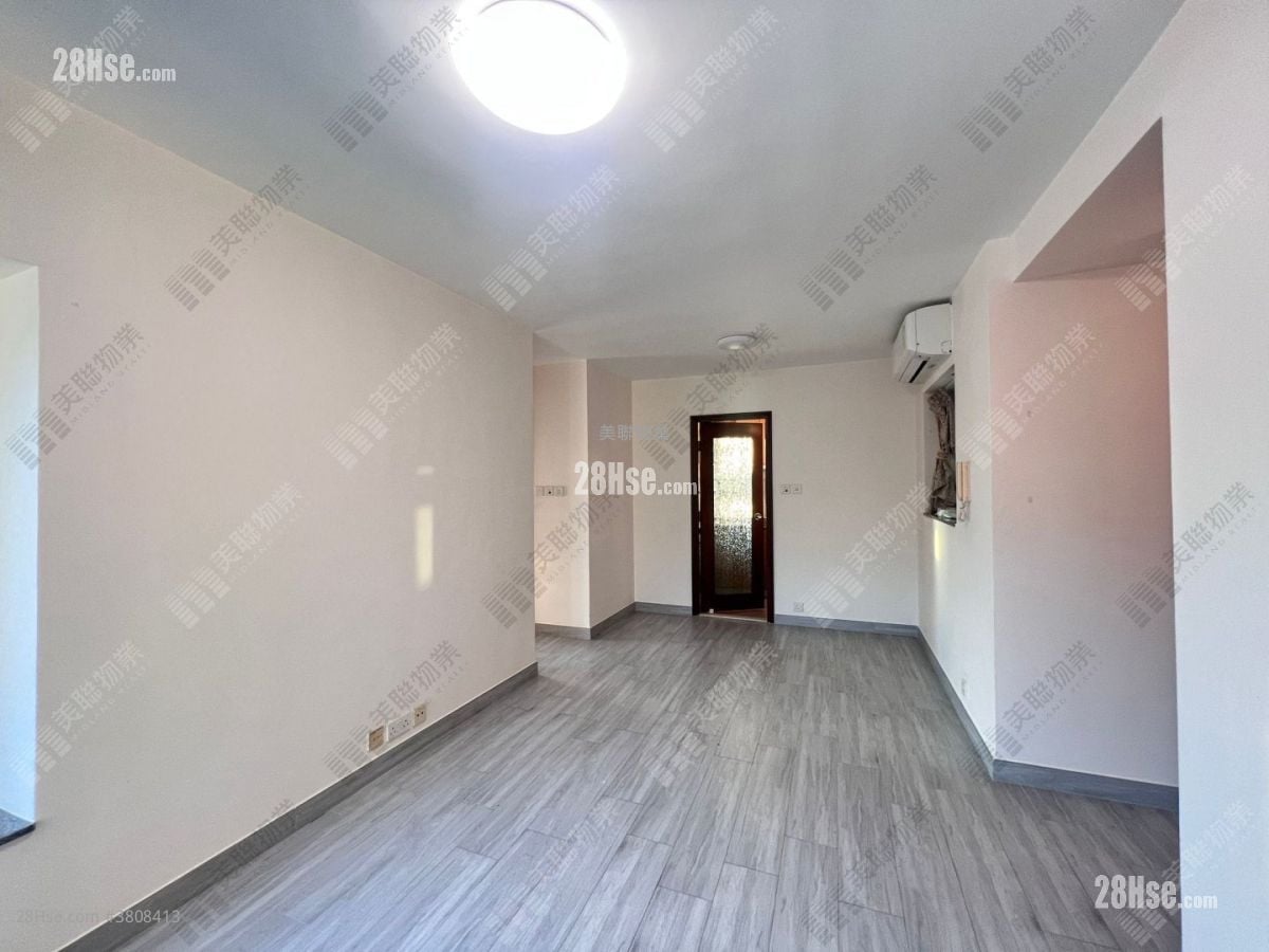 Seaview Crescent Rental 2 Bedrooms , 1 Bathroom 516 ft²