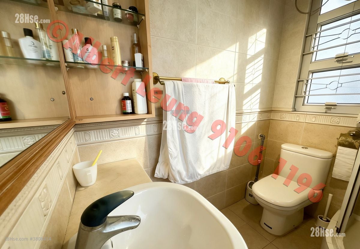 翠湖花园 售盘 3 房 , 2 浴室 742 平方尺