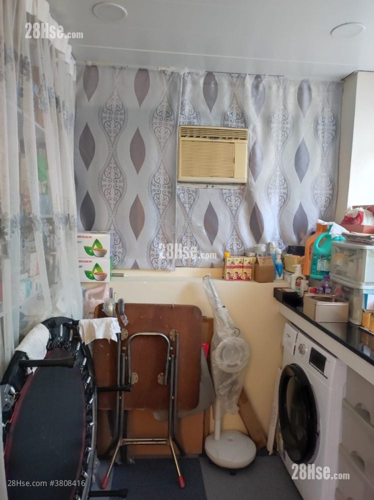 Chuen Fung Building Sell Studio , 1 Bathroom 297 ft²