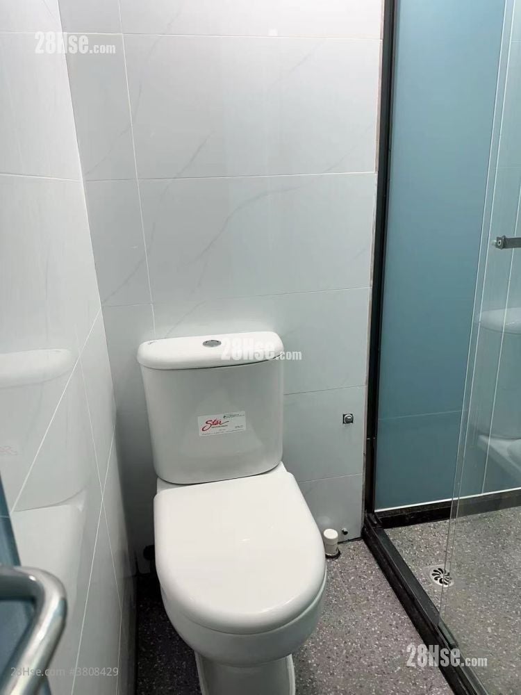 Yau Shing Building Rental 5,000 ft²