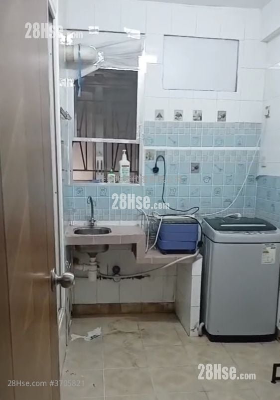 上水 租盘 开放式间隔 , 1 浴室 300 平方尺