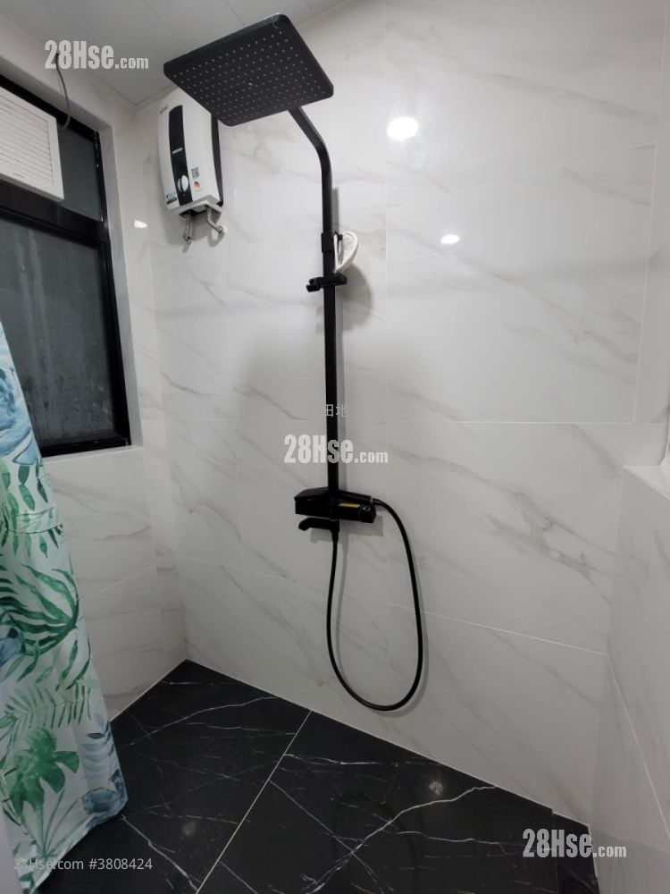 Apartment Sell 2 Bedrooms , 1 Bathroom 384 ft²