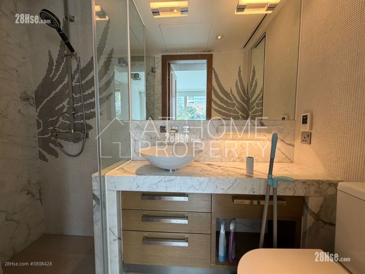 Eight South Lane Rental 315 ft²