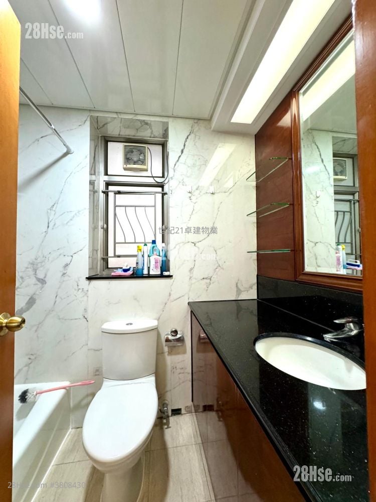 擎天半岛 售盘 3 房 , 2 浴室 762 平方尺