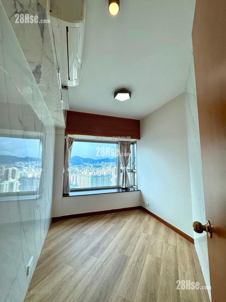 擎天半岛 售盘 3 房 , 2 浴室 762 平方尺